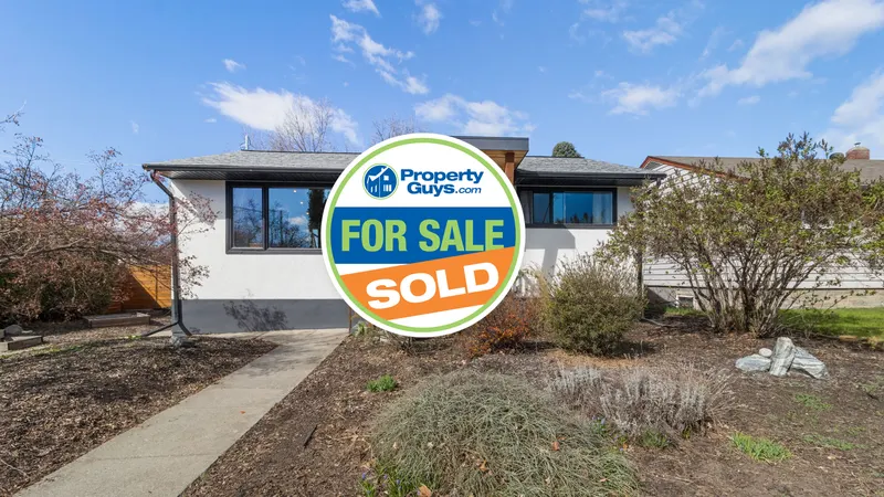 1892 Carruthers Street, Kelowna, sold